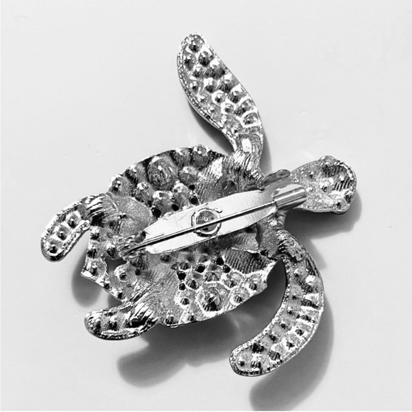 💖 Sea Turtle Crystal Pin Brooch NEW - Picture 2 of 3